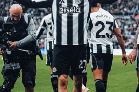 皇家社会迎英超关键赛；转会期复出首秀；震撼外界；资深球员宣示担当的简单介绍